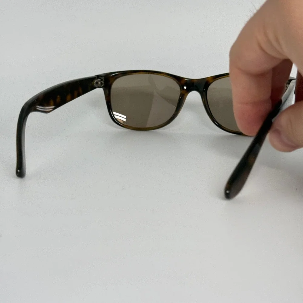 Ray-Ban Wayfarer Tortoise Shell Sunglasses Brown Gradient‎ Lenses 22411